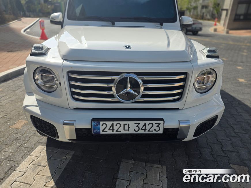 Mercedes-Benz G-Class G450d, 2025