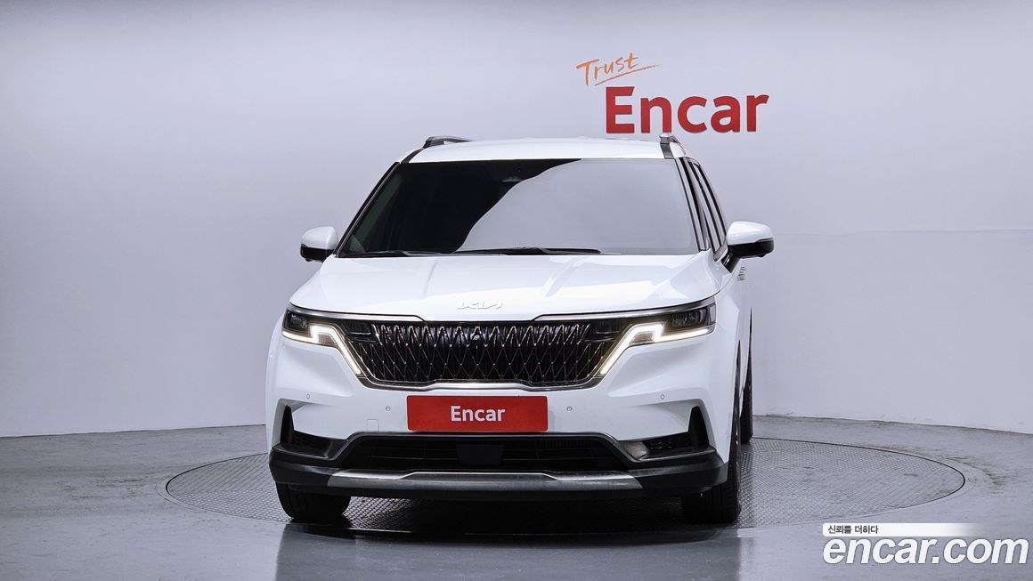 Kia Carnival 9-Seater Signature, 2023