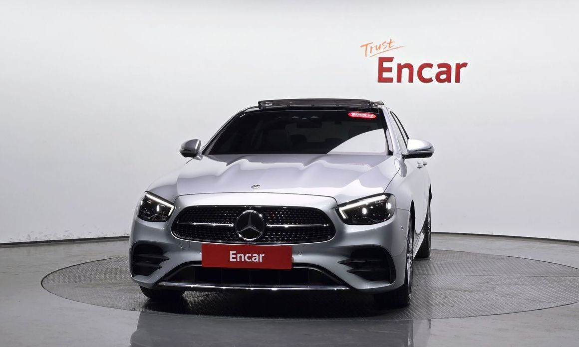 Mercedes-Benz E-Class E350 4MATIC AMG Line, 2022