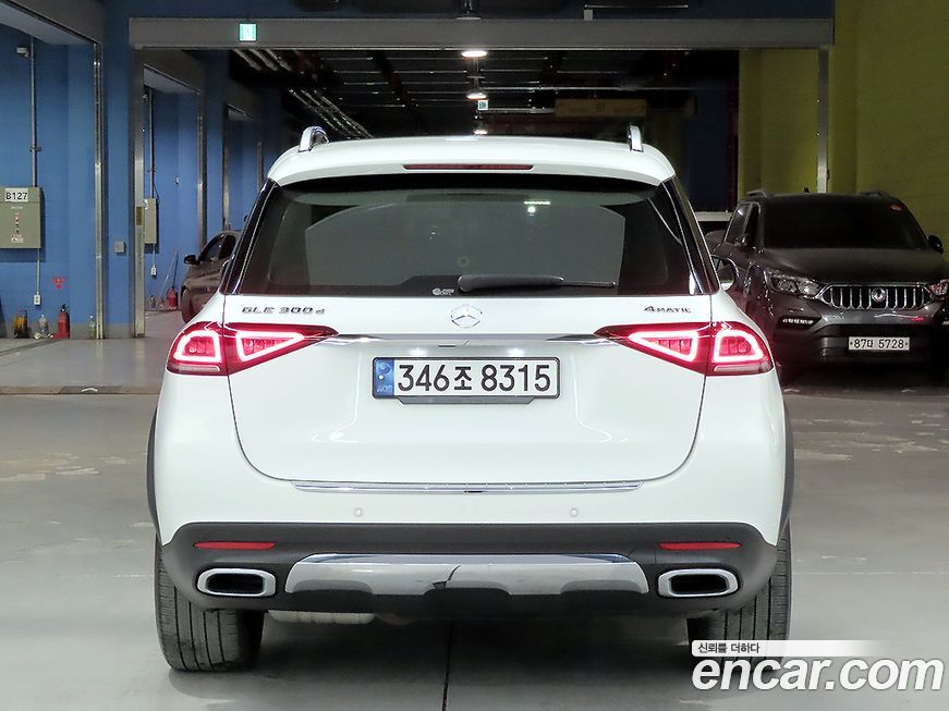 Mercedes-Benz GLE-Class GLE300d 4MATIC, 2022