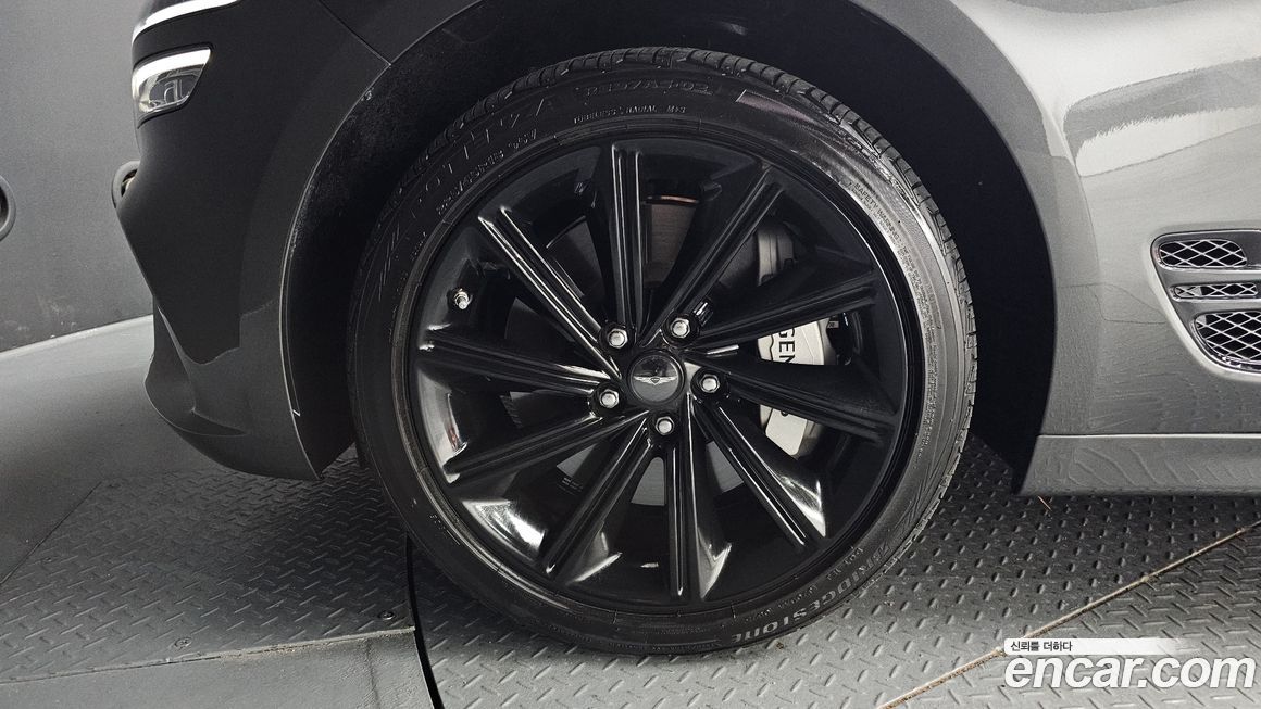 Genesis G70 Gasoline 2.5T 4WD, 2025