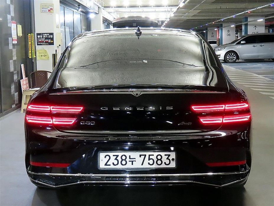 Genesis G80 Gasoline 2.5 Turbo AWD, 2025