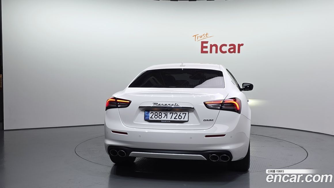 Maserati Ghibli 2.0 GT, 2022