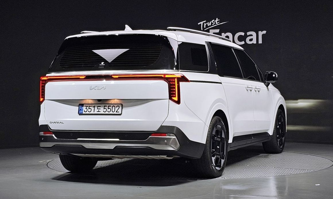Kia Carnival 7-Seater Noblesse, 2024