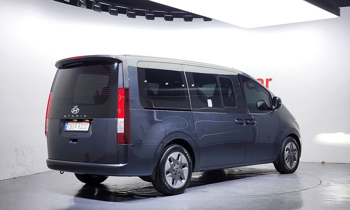 Hyundai Staria Tourer 9-Seater, 2025
