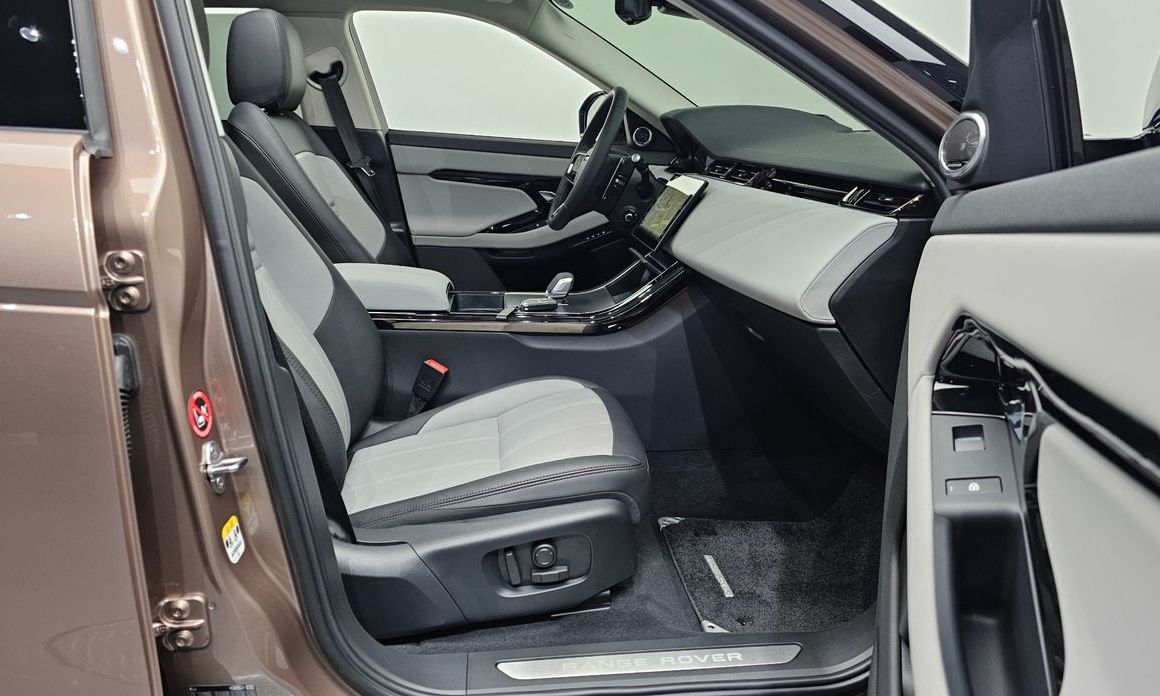 Land Rover Range Rover Evoque P250 Dynamic SE, 2025