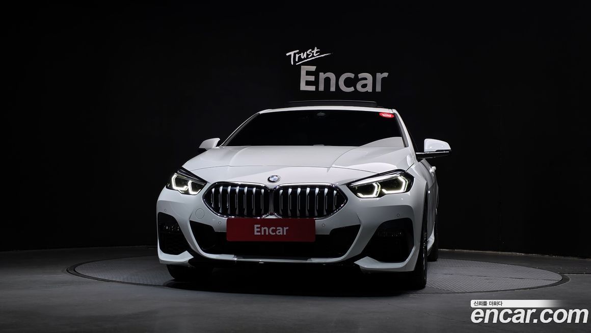 BMW 2-Series 220i M Sports, 2024