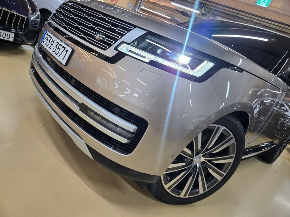 Land Rover Range Rover P530 Autobiography, 2024
