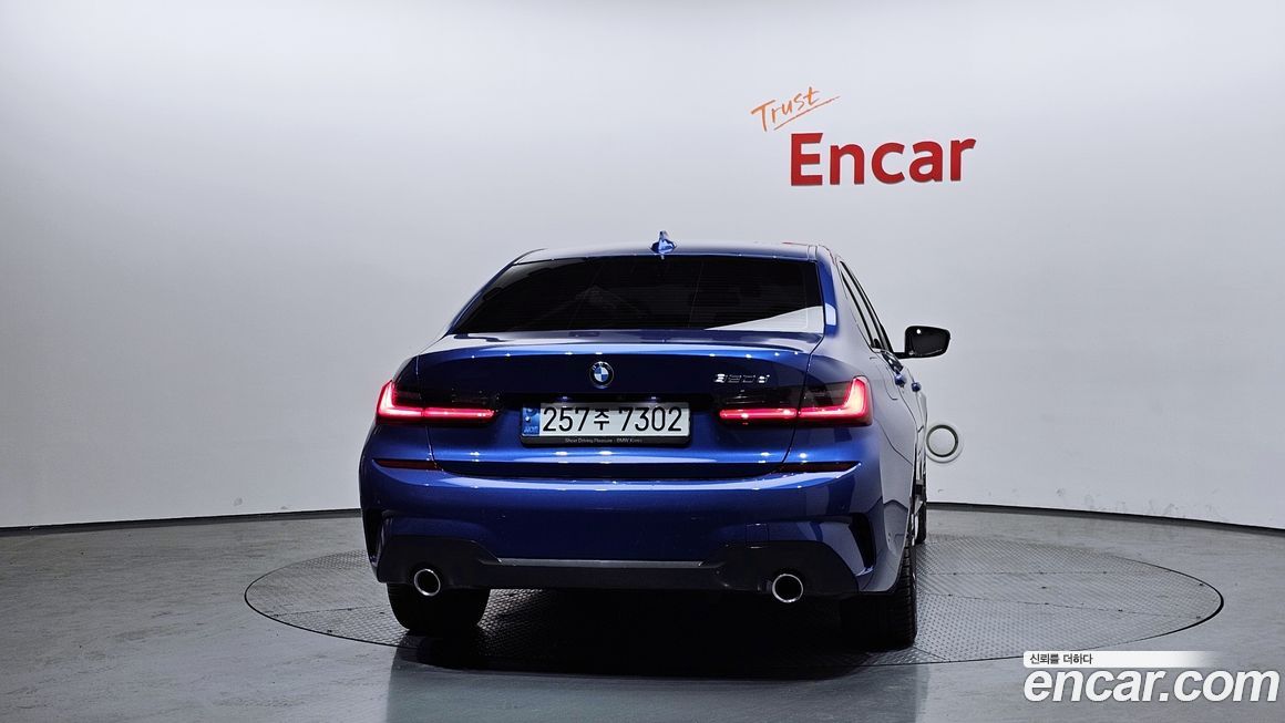 BMW 3-Series 320d M Sport, 2022