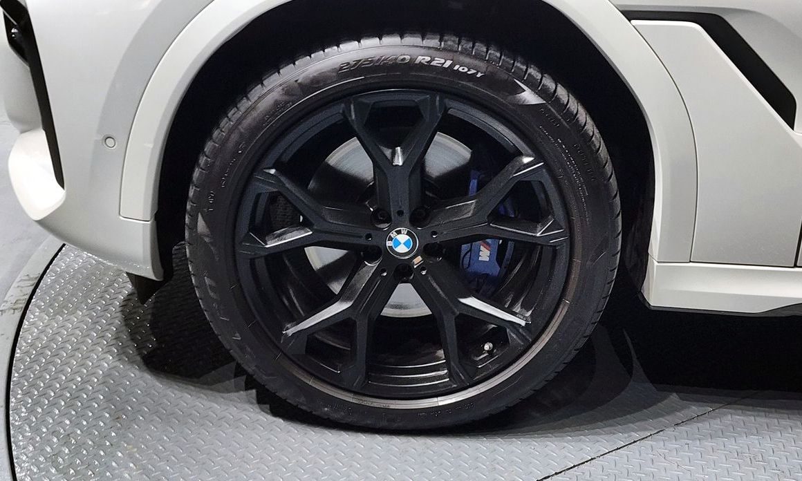 BMW X6 xDrive40i M Sport, 2022