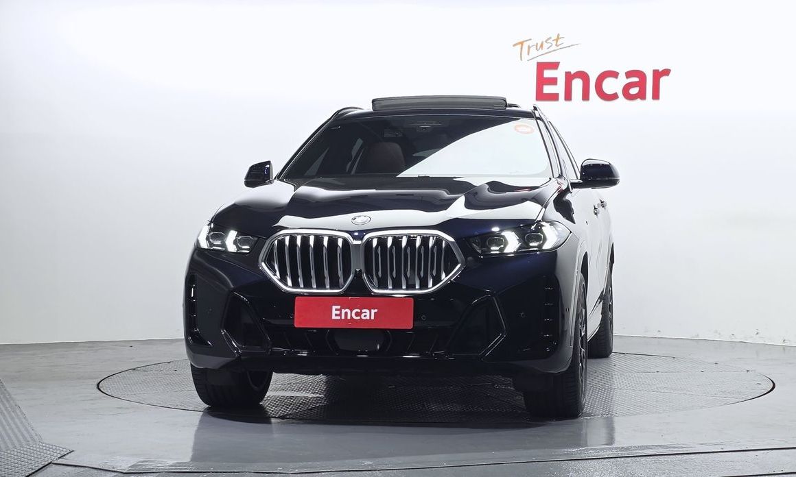 BMW X6 xDrive40i M Sport, 2024