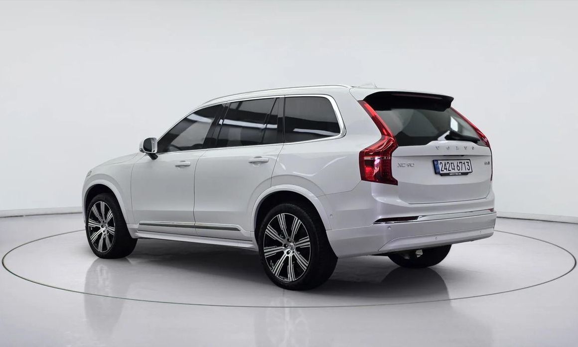 Volvo XC90 B6 Ultra Bright, 2025