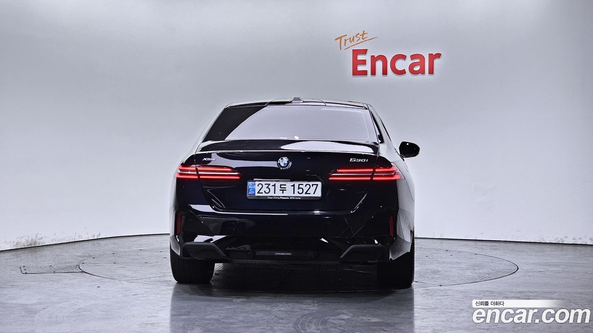 BMW 5-Series 530i xDrive M Sport, 2025