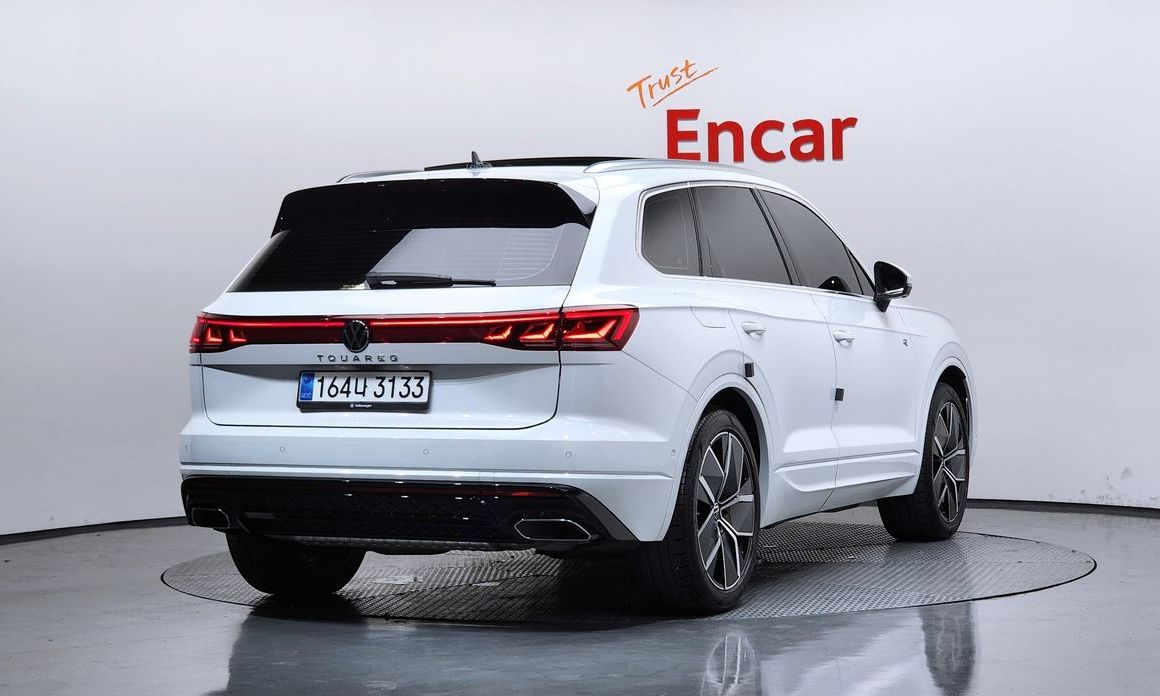 Volkswagen Touareg 3.0 TDI R-Line, 2025
