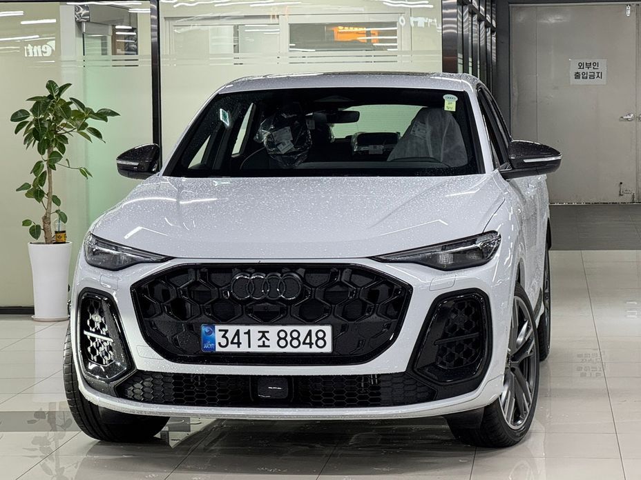 Audi Q5 45 TFSI Quattro S Line Black Edition Sport Back, 2025