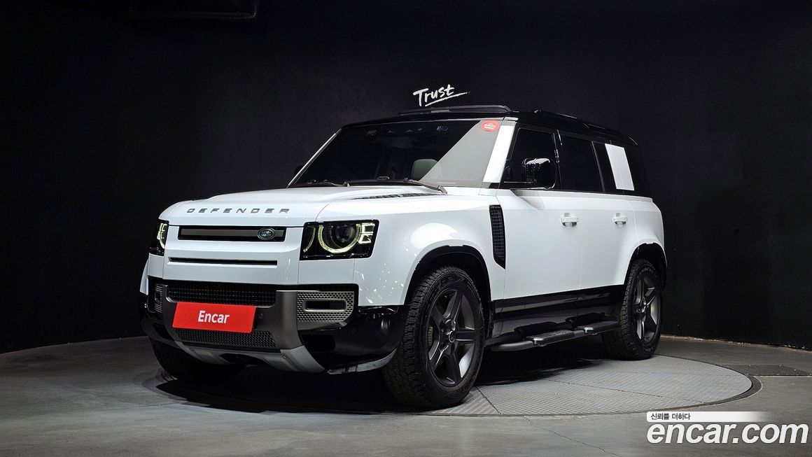 Land Rover Defender 110 D250 X-Dynamic SE, 2025