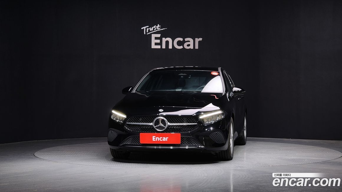 Mercedes-Benz A-Class A220 Hatchback, 2025