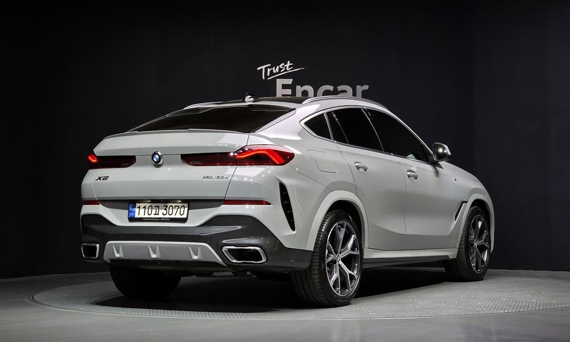 BMW X6 xDrive30d M Sport, 2022