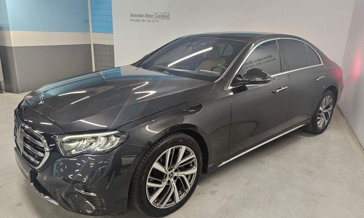 Mercedes-Benz E-Class E220d 4MATIC Exclusive, 2024
