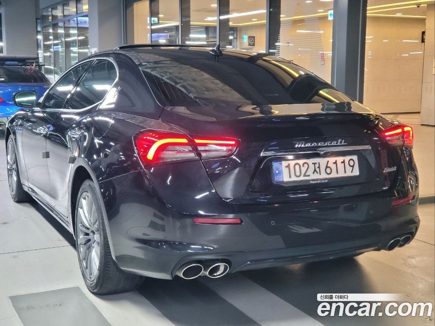 Maserati Ghibli 2.0 GT, 2022