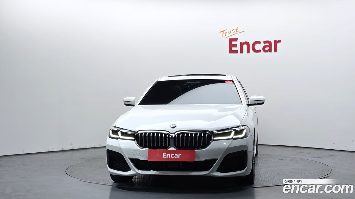 BMW 5-Series 530i M Sport Package, 2022