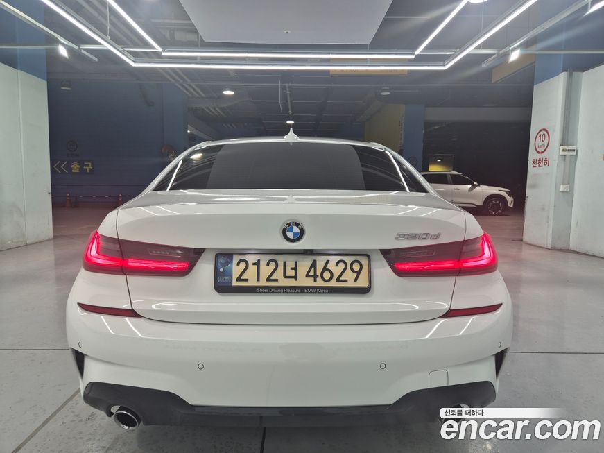 BMW 3-Series 320d M Sport, 2022