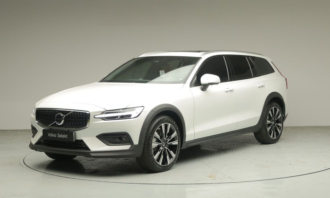 Volvo V60 B5 Ultra AWD, 2026