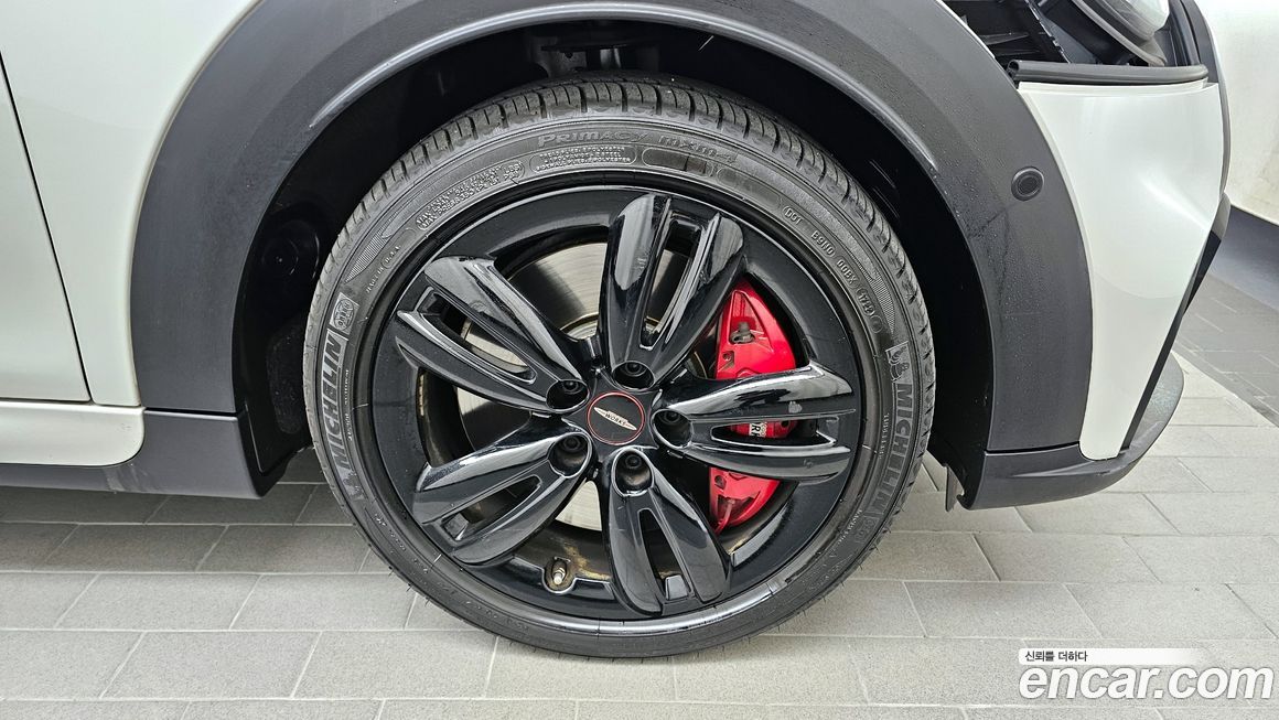 Mini Cooper Convertible JCW, 2023