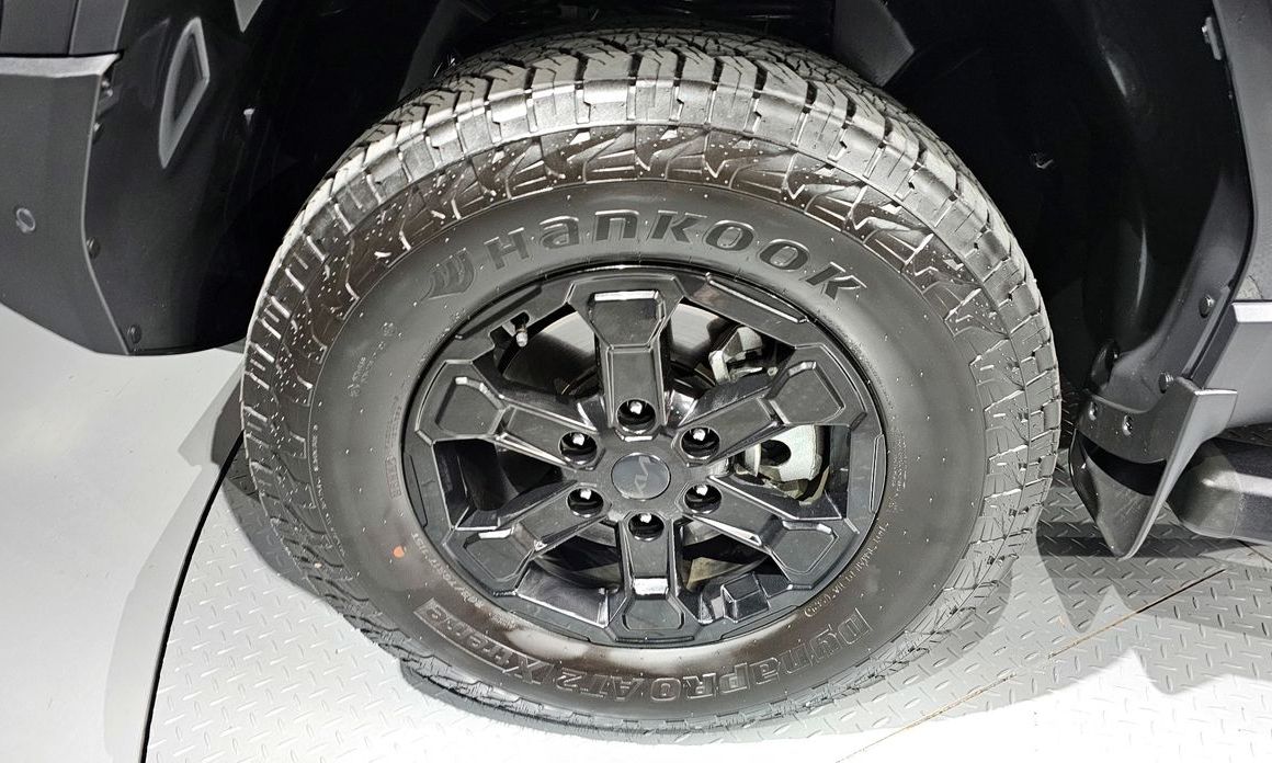 Kia Tasman 2.5T Gasoline 4WD, 2026