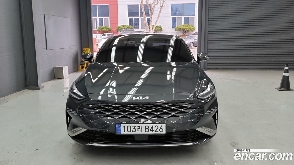 Kia K8 2.5 Gasoline 2WD, 2024