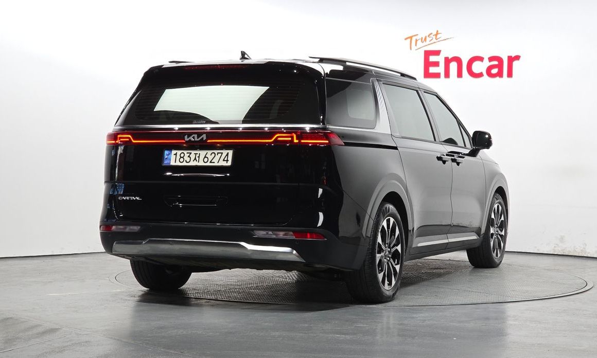 Kia Carnival 9-Seater Signature, 2023
