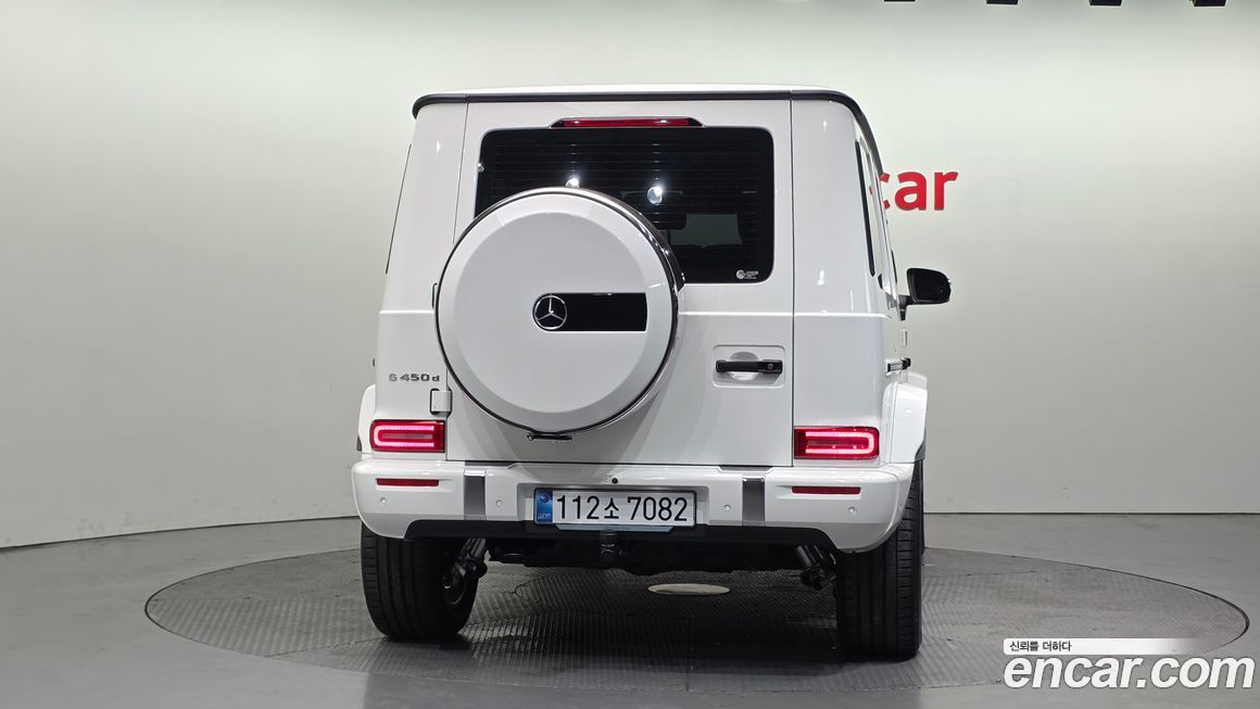 Mercedes-Benz G-Class G450d, 2026