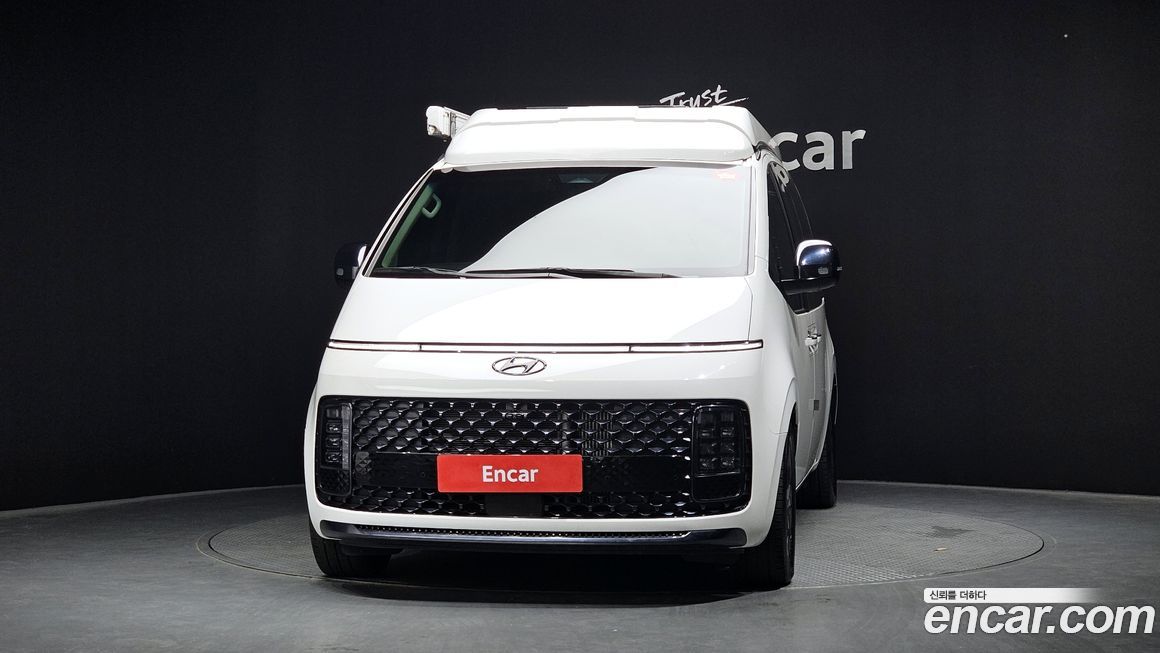 Hyundai Staria 4WD Camper, 2023