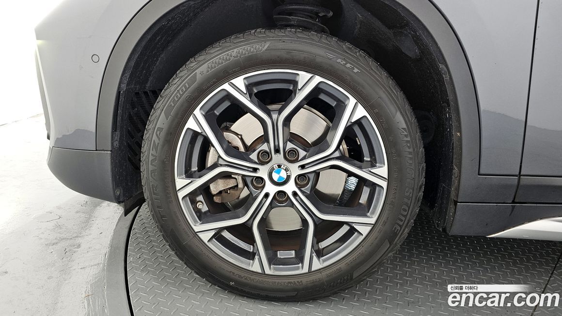 BMW X1 xDrive 20i xLine, 2022