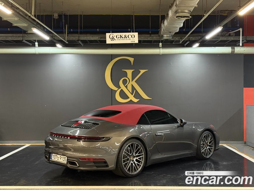 Porsche 911 Carrera Cabriolet, 2024