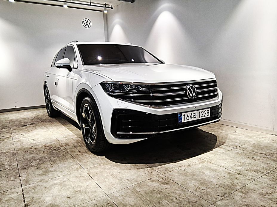 Volkswagen Touareg 3.0 TDI Prestige, 2024
