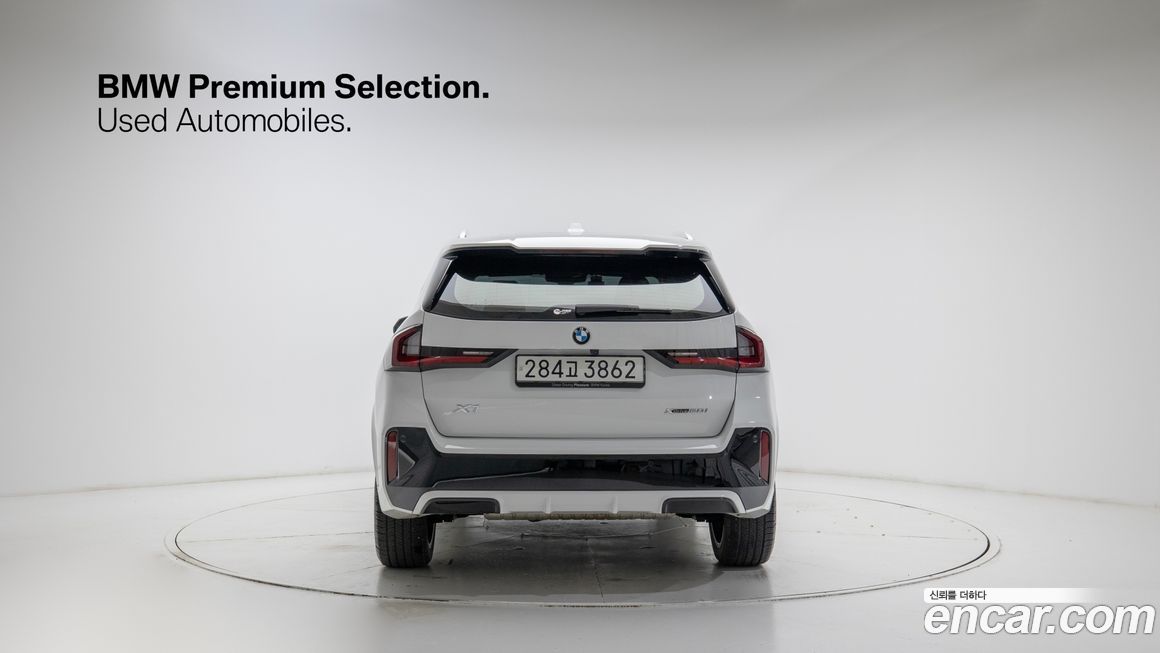 BMW X1 xDrive 20i M Sport, 2024