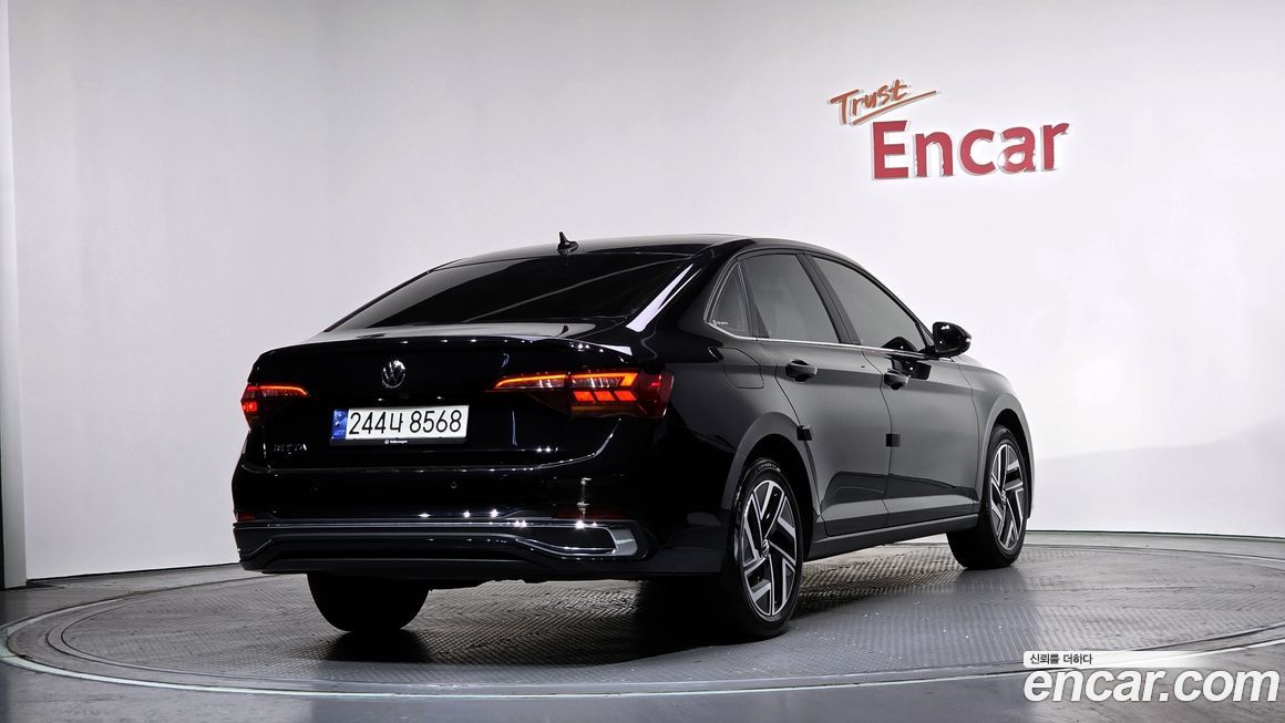 Volkswagen Jetta 1.5 TSI Prestige, 2023