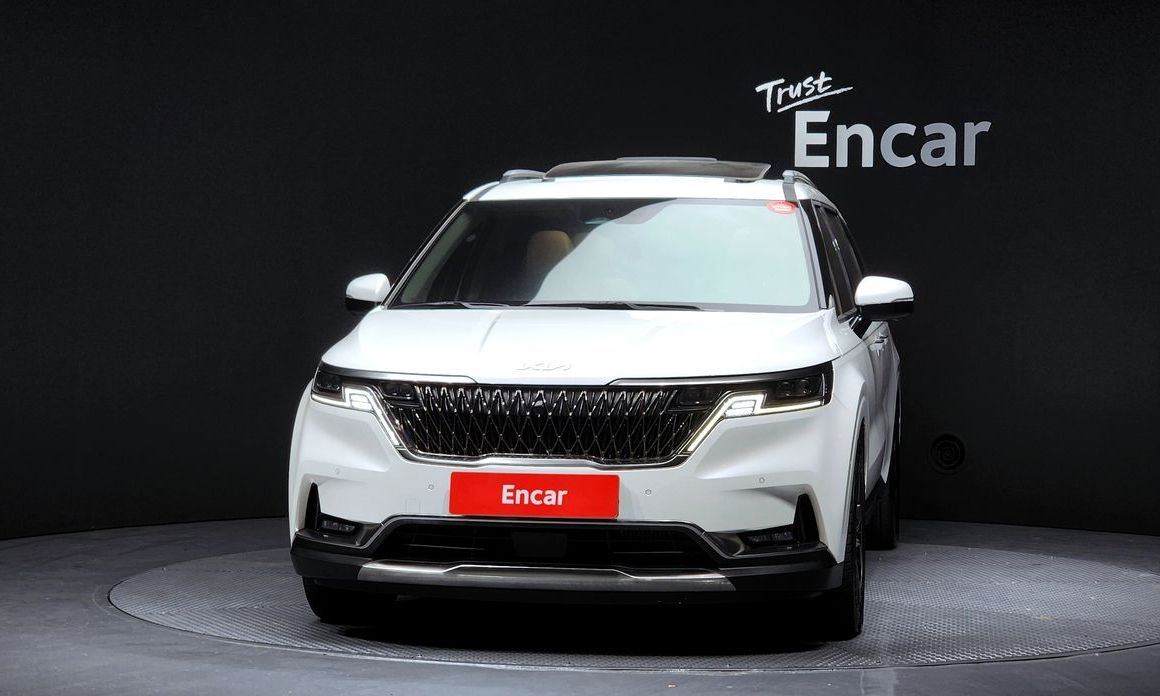 Kia Carnival 9-Seater Signature, 2023