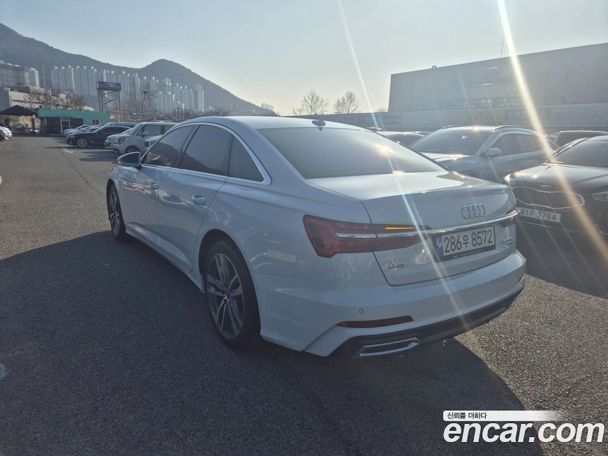 Audi A6 45 TFSI Quattro Premium, 2023
