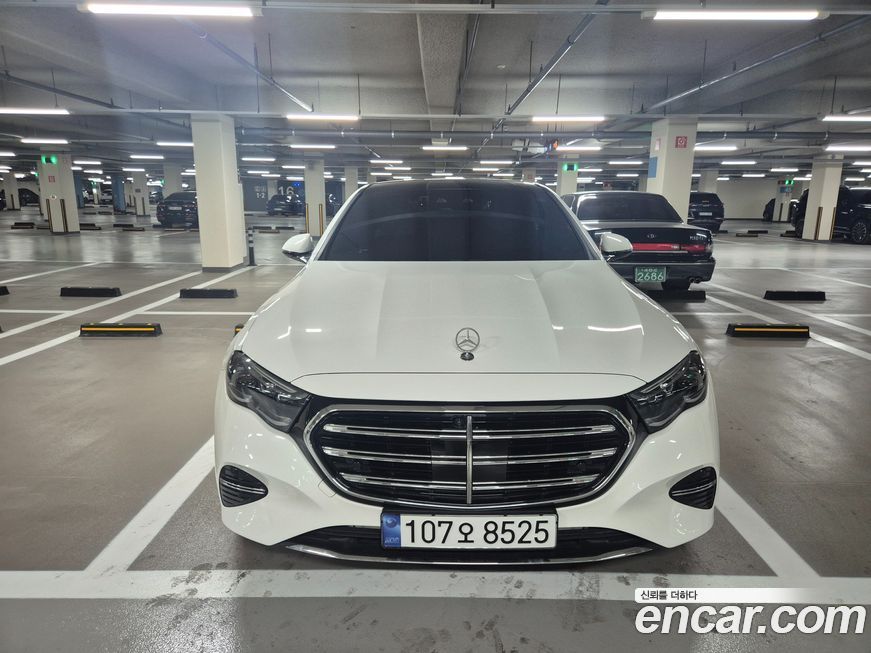 Mercedes-Benz E-Class E300 4MATIC Exclusive, 2024