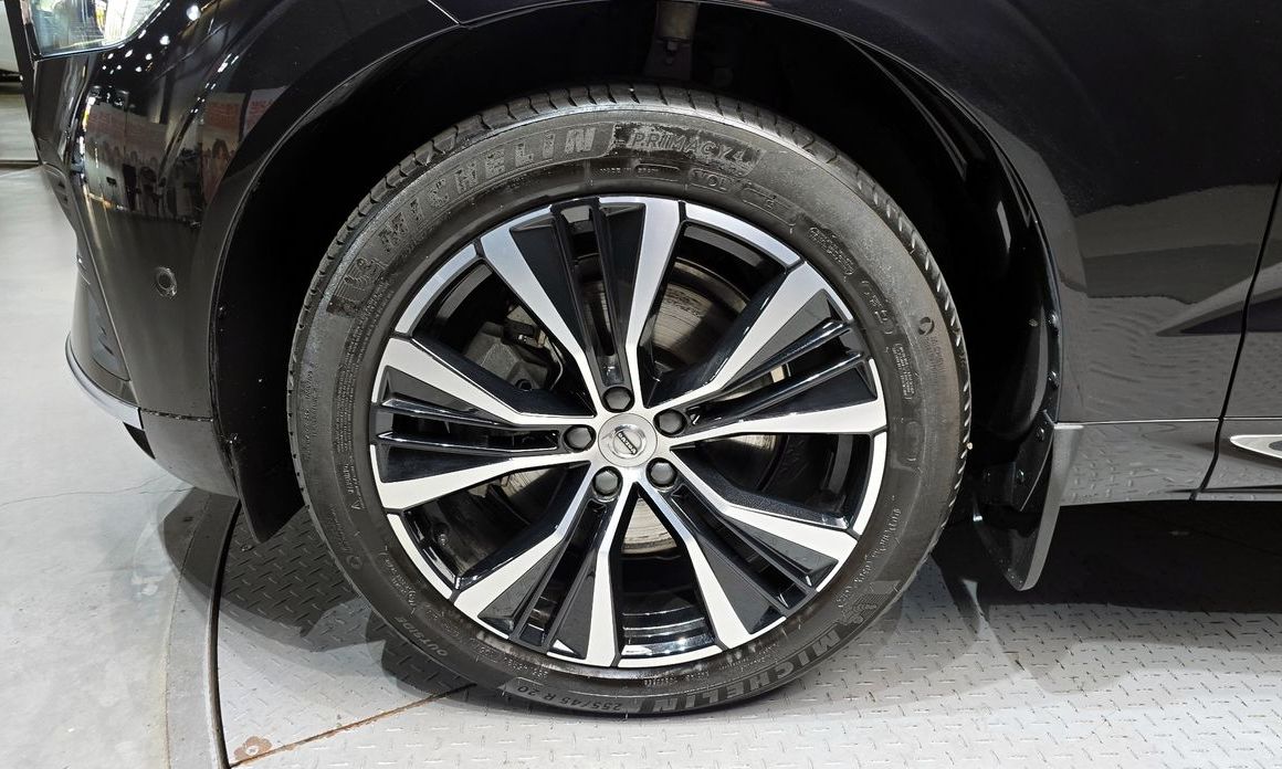 Volvo XC60 B6 Ultimate Bright, 2024