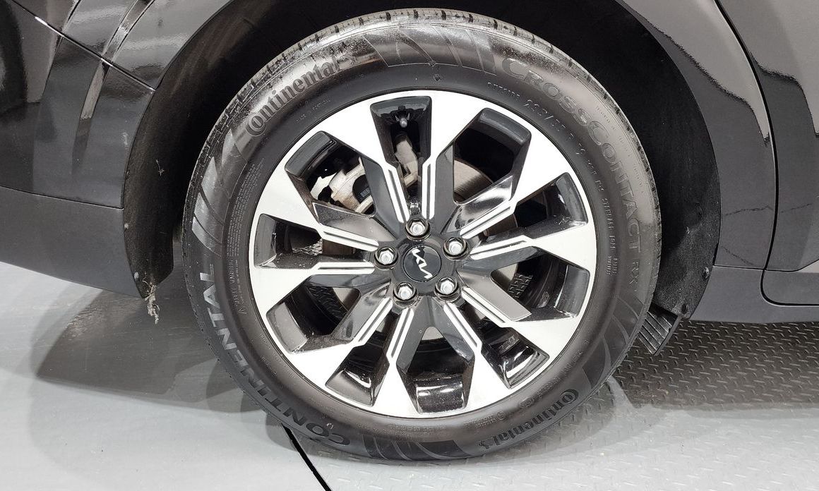 Kia Carnival 9-Seater Signature, 2022