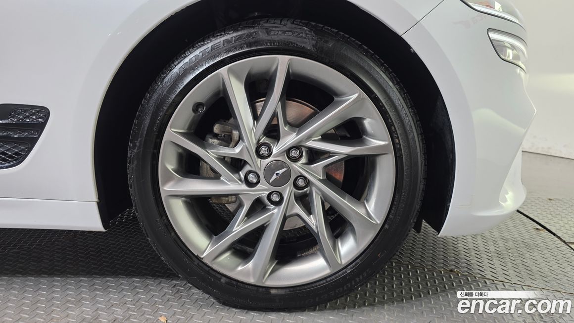Genesis G70 Gasoline 2.0T 2WD, 2023