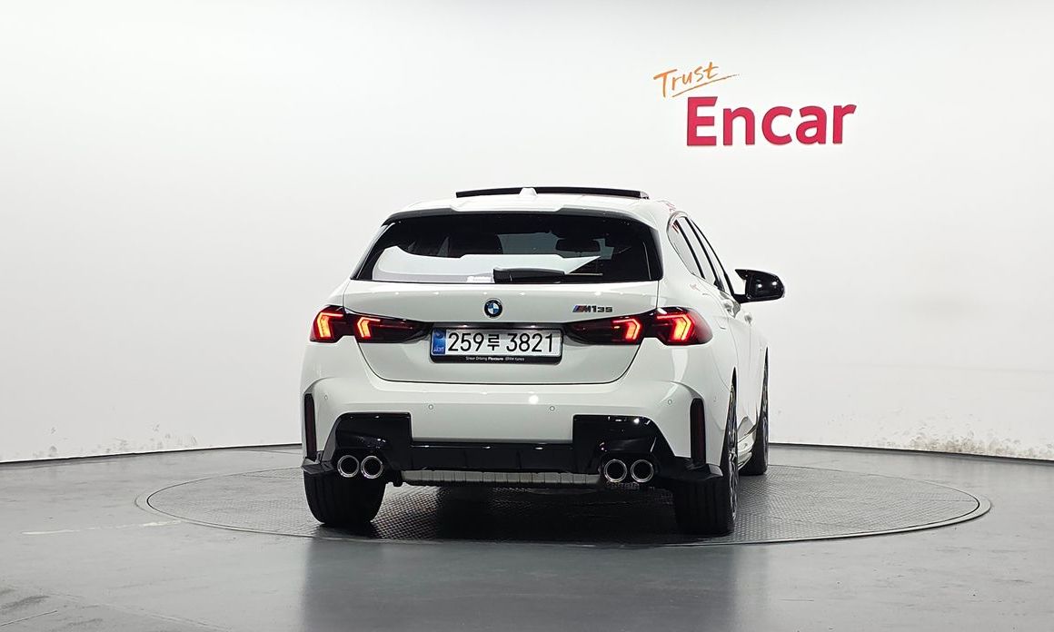 BMW 1-Series M135 xDrive, 2025