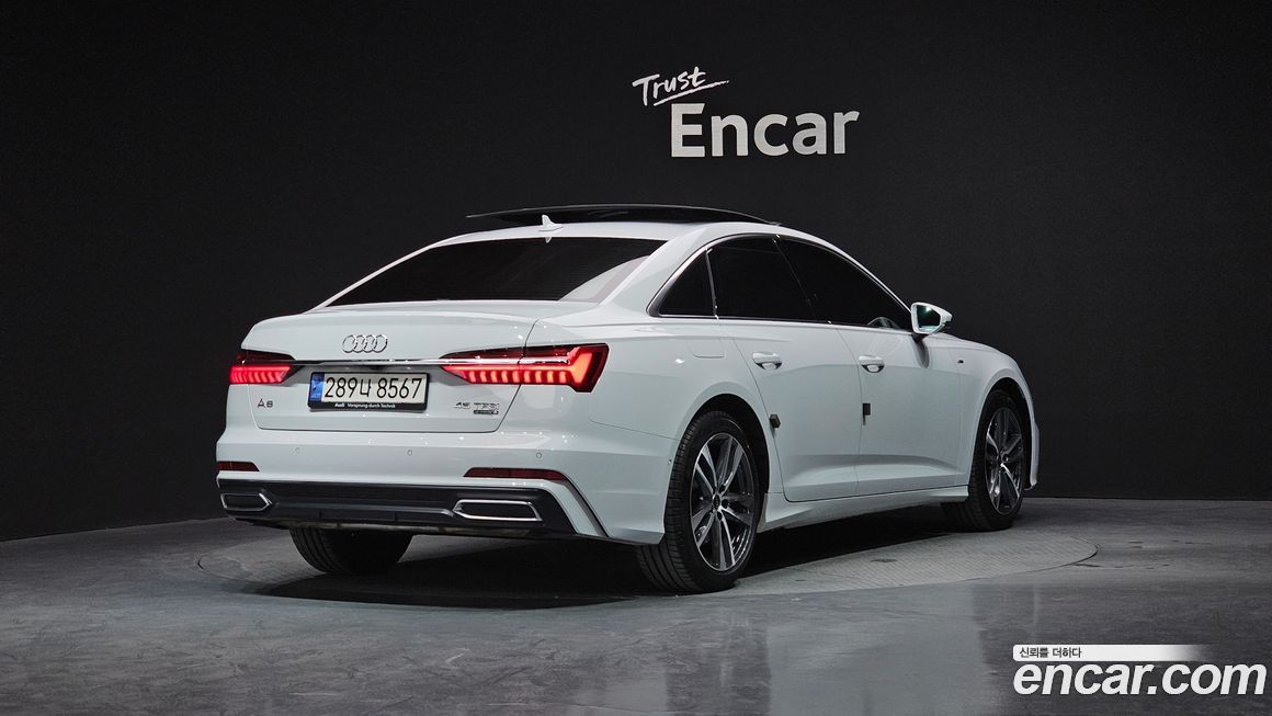 Audi A6 45 TFSI Quattro Premium, 2022