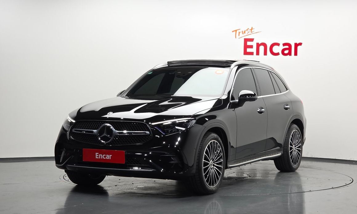 Mercedes-Benz GLC-Class GLC300 4MATIC AMG Line, 2024