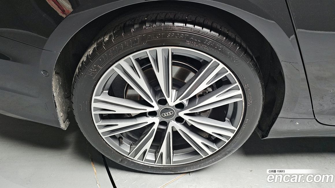 Audi A6 45 TFSI Quattro Premium, 2023