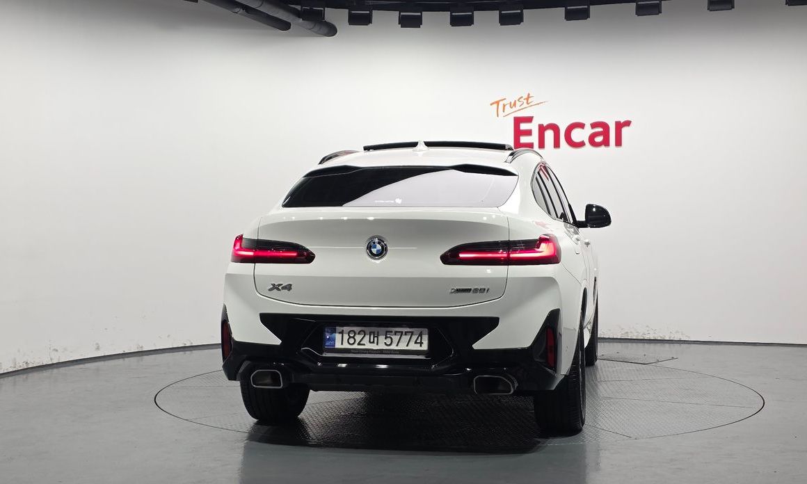 BMW X4 xDrive20i M Sport, 2023