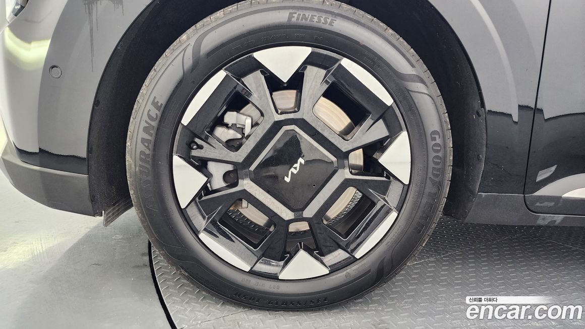 Kia Carnival 7-Seater Noblesse, 2025